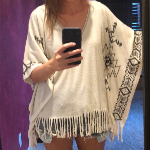 Jackets & Blazers - Fringe Poncho